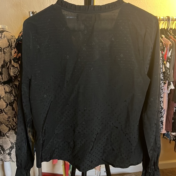SALTWATER LUXE TASHA TOP in black with stars - Picture 6 of 8